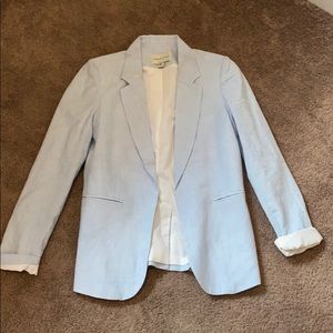 Cute business attire.